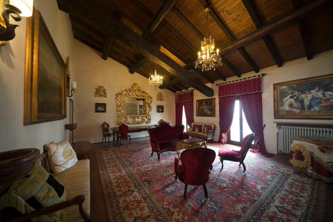 Hotel Castello Di Vigoleno Extérieur photo